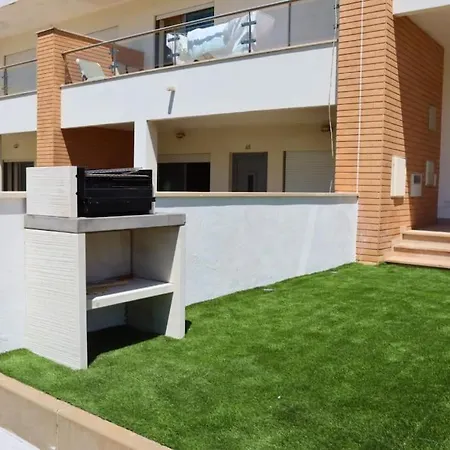 White 47 House By Ici Algarve